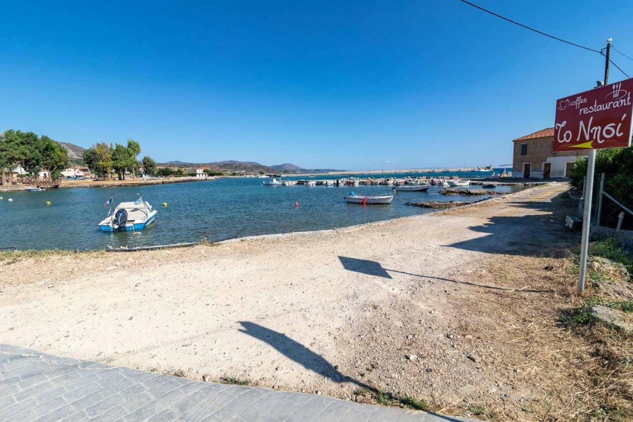 Seaview Flat Steps To The Beach Karavostasi  Bagian luar foto