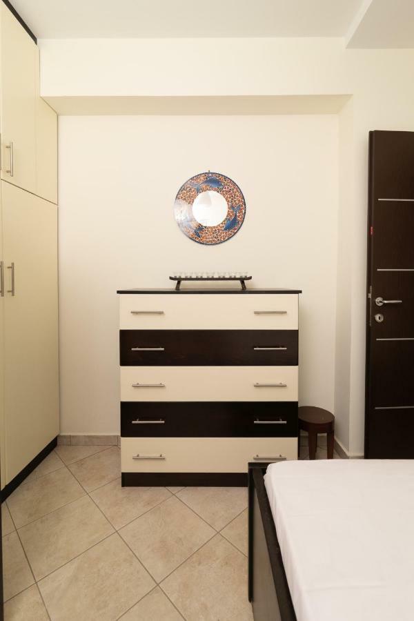 Seaview Flat Steps To The Beach Karavostasi  Bagian luar foto