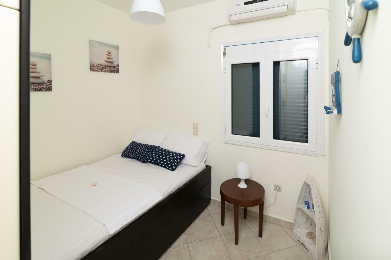 Seaview Flat Steps To The Beach Karavostasi  Bagian luar foto